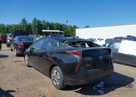 2018 Toyota Prius Four z USA, uszkodzony, nr VIN JTDKARFU2J3551759